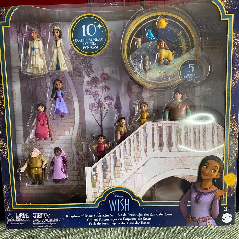 Toys- Collectable Mattel Disney Wish Character Set with Colorful Figures